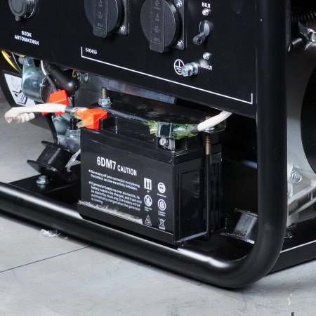 Бензиновый генератор FUBAG BS 3300 A ES с электростартером и коннектором автоматики Бензиновый генератор FUBAG BS 3300 A ES с электростартером и коннектором автоматики в Владивостоке фото