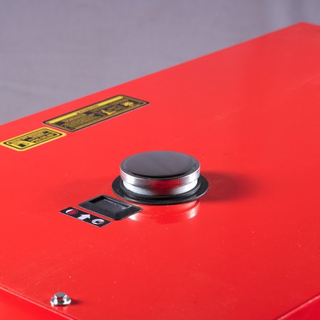 Дизельный генератор FUBAG DS 6500 AC ES с электростартером и коннектором автоматики (кожух) Дизельный генератор FUBAG DS 6500 AC ES с электростартером и коннектором автоматики (кожух) в Владивостоке фото