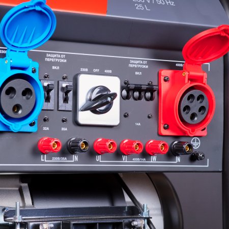 Бензиновый генератор FUBAG BS 8500 XD ES DUPLEX для одно и трехфазного режимов работы Бензиновый генератор FUBAG BS 8500 XD ES DUPLEX для одно и трехфазного режимов работы в Владивостоке фото