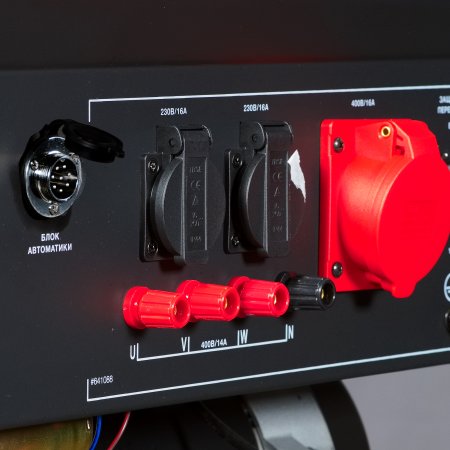 Бензиновый генератор FUBAG BS 8000 DA ES (трехфазный) с электростартером и коннектором автоматики Бензиновый генератор FUBAG BS 8000 DA ES (трехфазный) с электростартером и коннектором автоматики в Владивостоке фото